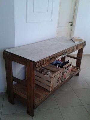 Mesa de Madera restaurada.
