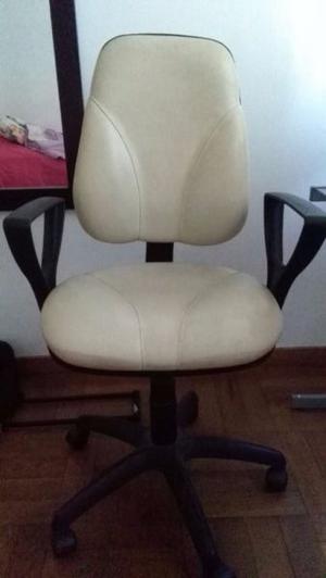 VENDO URGENTE SILLA DE ESCRITORIO