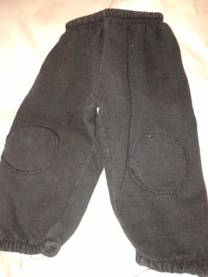 pantalon friza negro con refuerzo en las rodillas 9m largo