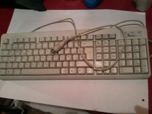 teclado Genius blanco