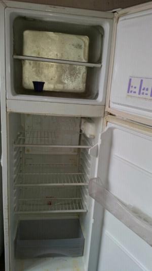 Heladera con freezer