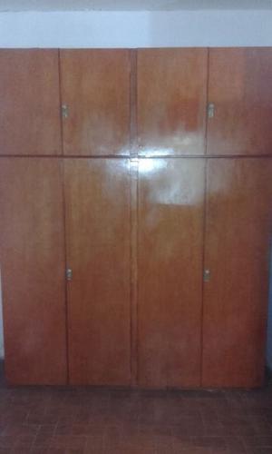 VENDO PLACARD DE 4 PUERTAS