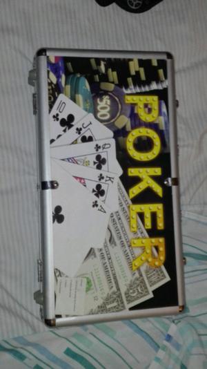 Vendo maletin de poker impecable