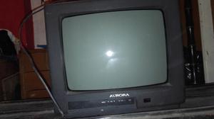 Televisor color marca AURORA funciona perfecto 14"