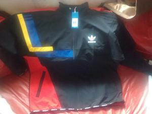 Campera Adidas Talle L Nueva