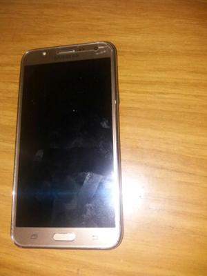 Vendo Samsung j7lte. Dorado