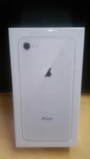 Iphone 8 64g 4g caja sellada
