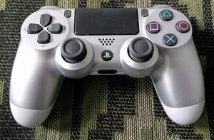 Joystick Dual Shock 4 Plateado