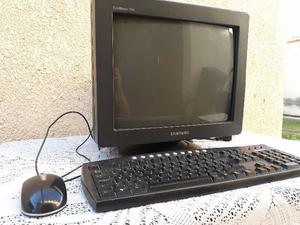 Monitor de 14 pulgadas + teclado y mouse $500