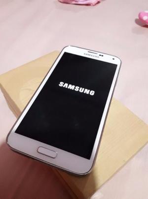 Samsung S5 Como Nuevo Libre en Caja