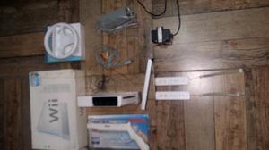 Vendo nintendo wii con accesorios sin juegos