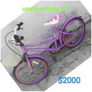 Bicicleta nena usada