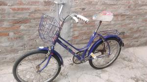 Vendo urgente bicicleta de nena