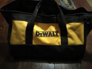 Atornillafora 12 v dewalt