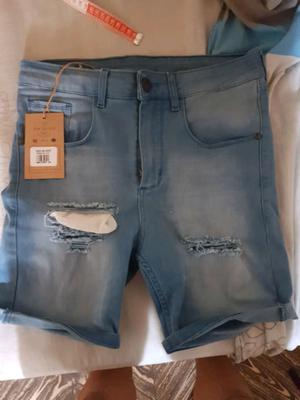 Bermudas Jean Sin usar