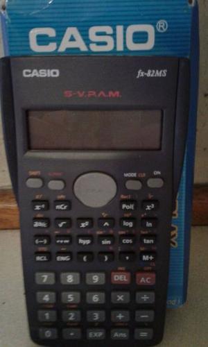 Calculadora cientifica Casio.