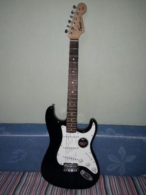 Guitarra eléctrica Squier by Fender Strat