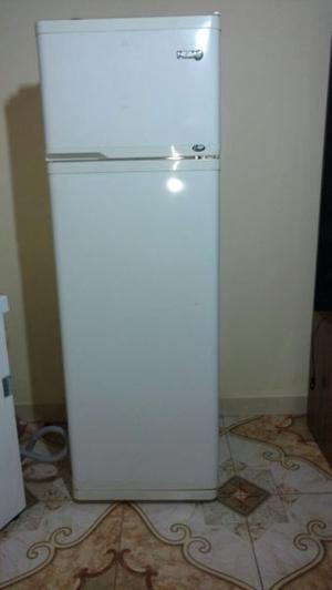 Heladera con freezer Neba 280 LTS