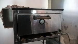 Horno pastelero y pizzero 12 moldes