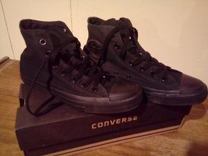 Vendo zapatillas botitas converse negras N° talle 39