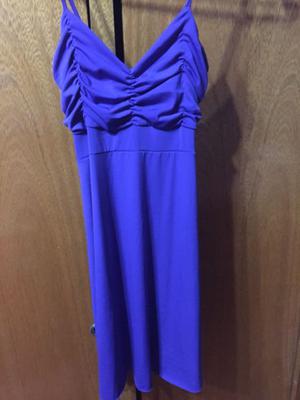 Vestido violeta nuevo