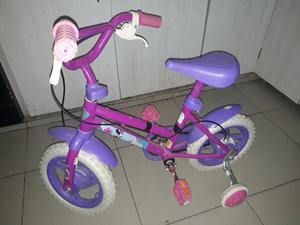 Bici nena usada