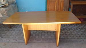 Mesa de madera directorio