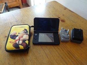 Nintendo 3 DS XL con estuche y juegos con estuche