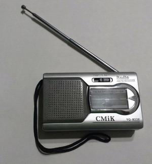 Radio clásica portátil AM/FM Cemik