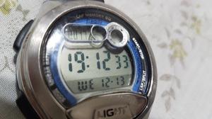 Reloj Casio 60 lap. 5 alarmas. Impecable.