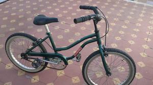 Vendo bicicleta en muy buen estado.