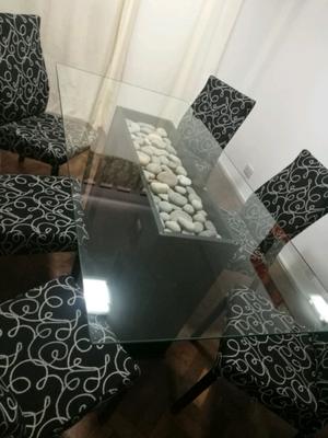 Mesa vidrio con piedras base laminada wengue. 6 sillas