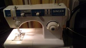 Maquina de coser singer luxman