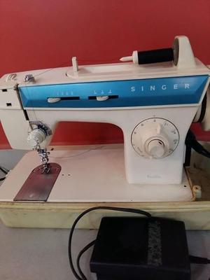 maquina de coser SINGER