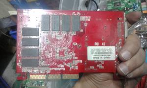 Gforce  de 256 mb usada. Funcionando. Con garantia,