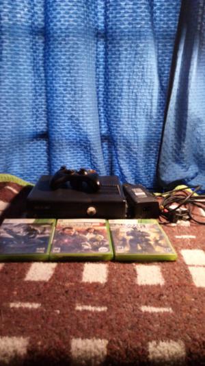 Vendo Xbox 360 de 250 GB