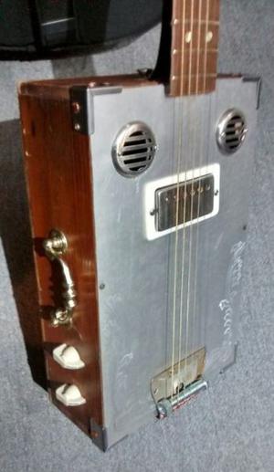 cigar box guitar de 6 cuerdas electroacustico