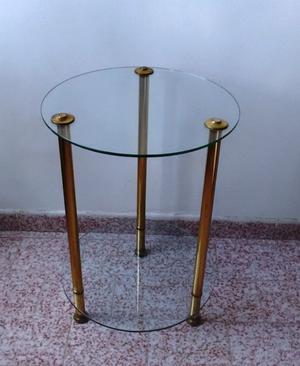 mesa de arrime o apoyo, de vidrio y bronce