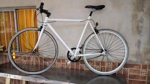 Bicicleta fixie 28