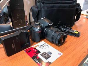 Cámara Nikon D3200 / Lente 18-55mm / Super Kit Memoria