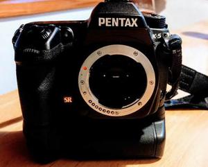 Pentax K-5 Iis, Lentes 18-135mm, Walimex 85mm Y Accesorios!!