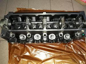 Tapa de cilindro Ford Fiesta o Courier 1.8 diesel Motor