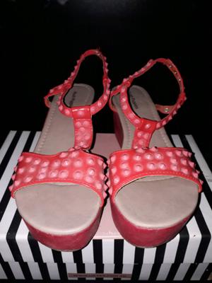 Vendo Hermosas sandalias Hush Puppies!!!