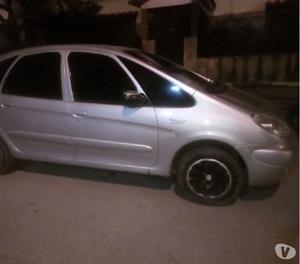 Vendo o Permutó Citroen por camioneta