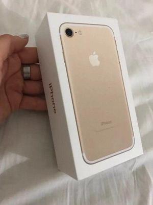 iPhone 7 Dorado $14.500...para Navidad!!