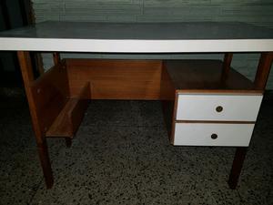 Mesa usada impecable estado