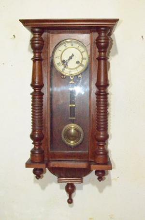 Reloj Antiguo De Pared A Péndulo