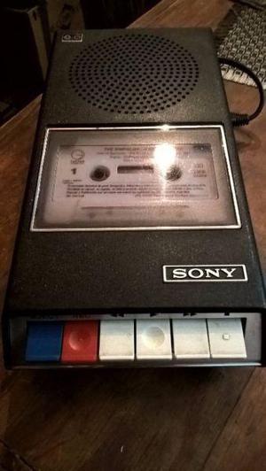 Grabador y reproductor de casetes Sony TC60A