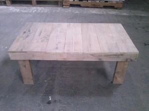 Vendo mesa ratona de madera estilo rústico de 95 cm x 50