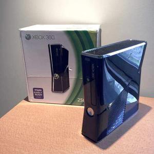 Xbox 360 Elite 250gb + 2 Joysticks Poco Uso Caja Completa